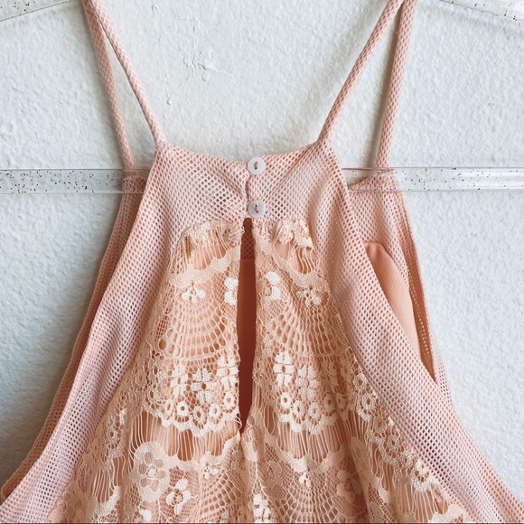Soft Pink Lace Tank Top - Picture 5 of 8
